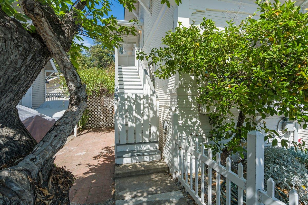 111 5th Street Gilroy, CA 95020 - Photo 15 of 30