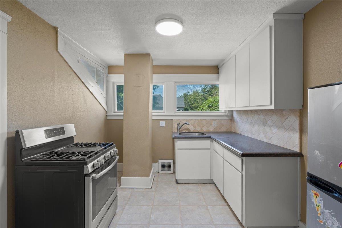 111 5th Street Gilroy, CA 95020 - Photo 16 of 30