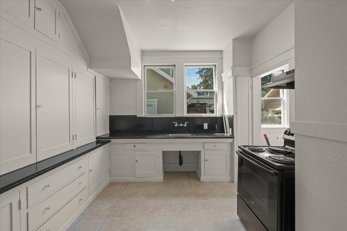 111 5th Street Gilroy, CA 95020 - Photo 6 of 30