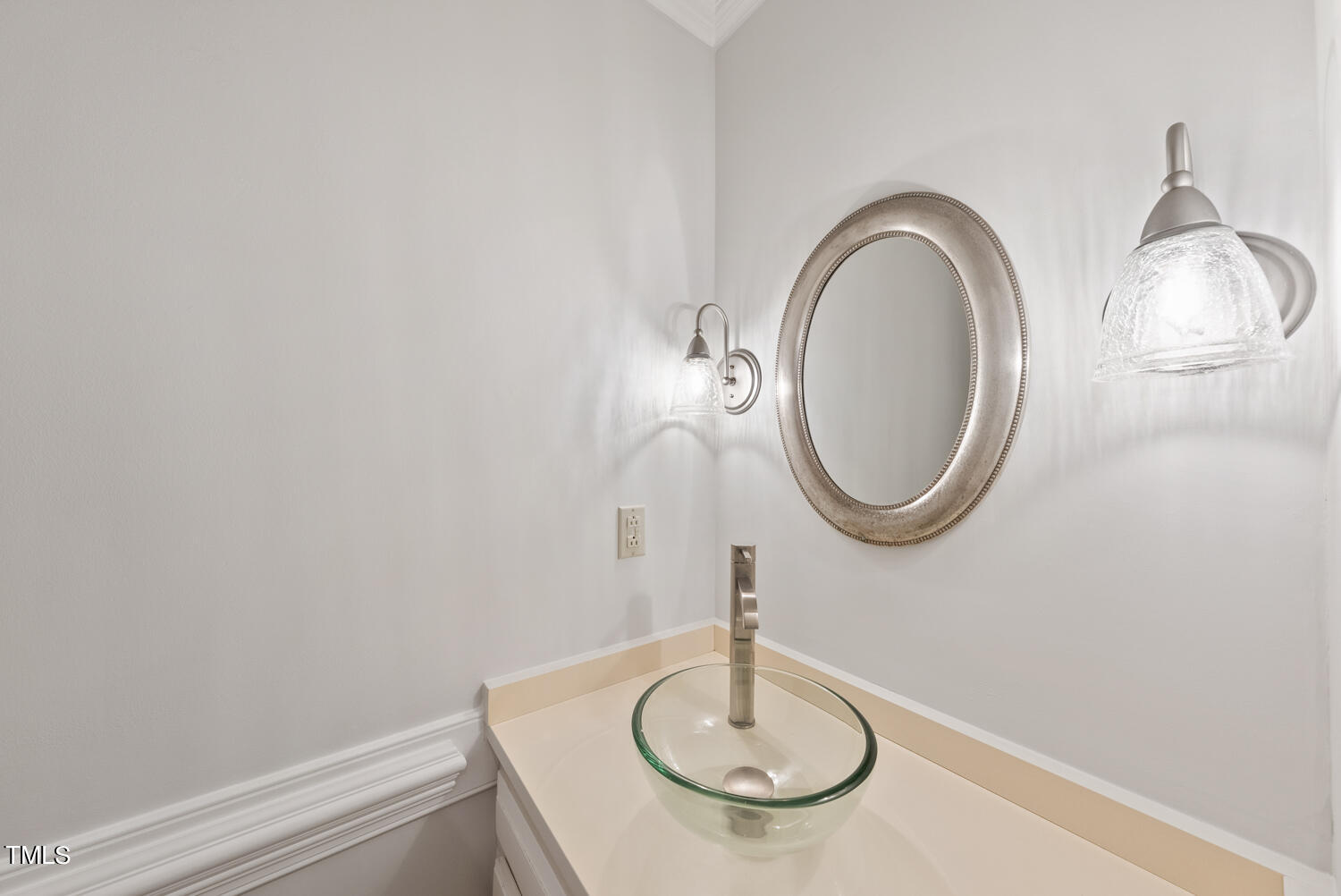 7128 Sandringham Drive Raleigh, NC 27613 - Photo 10 of 25 DSC00760
