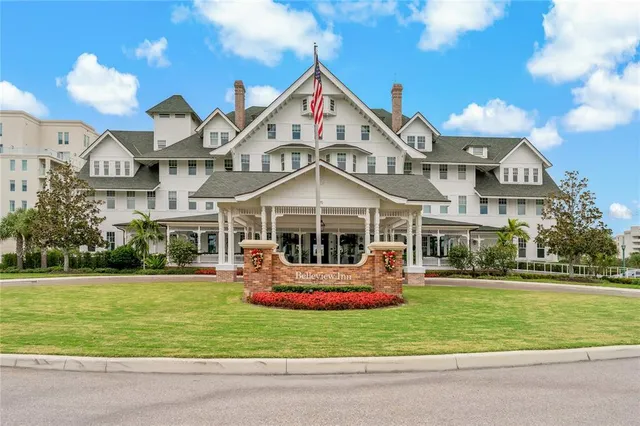 $349,000 | 220 Belleview Boulevard, Unit 305, Belleair, FL 33756