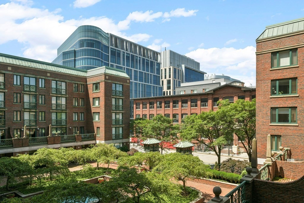 10 Rogers Street, Unit 308, Cambridge, MA 02142 Compass