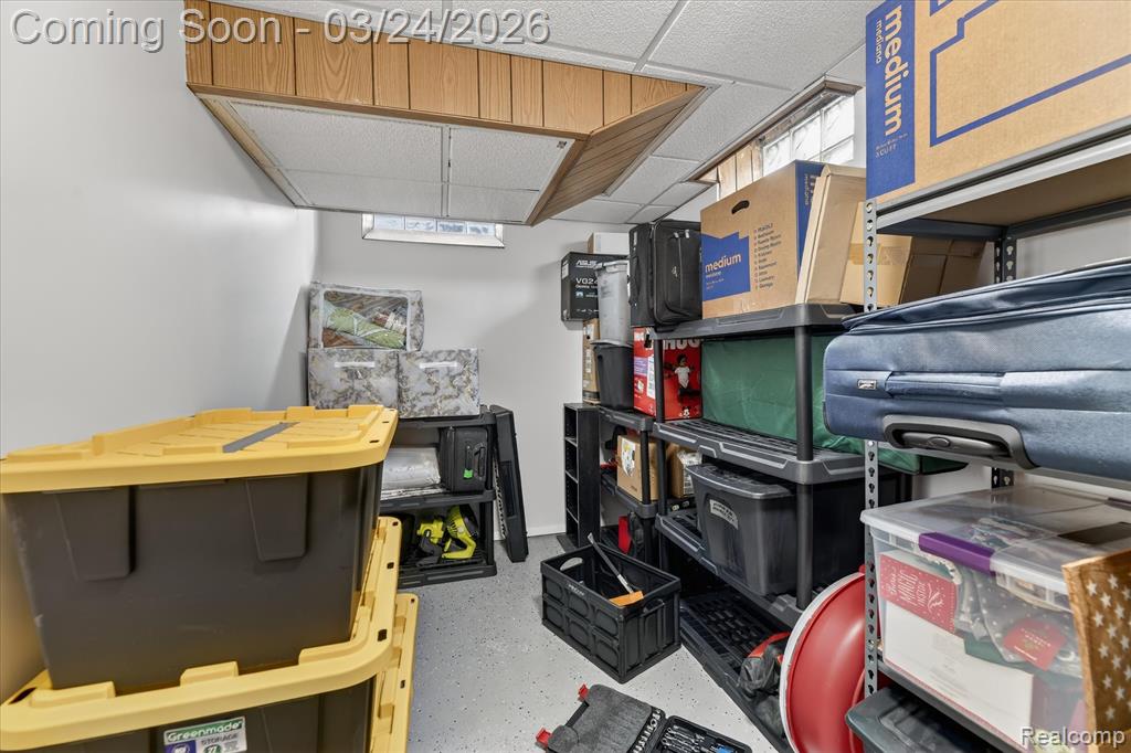 18053 Airport Road Fraser, MI 48026 - Photo 18 of 26
