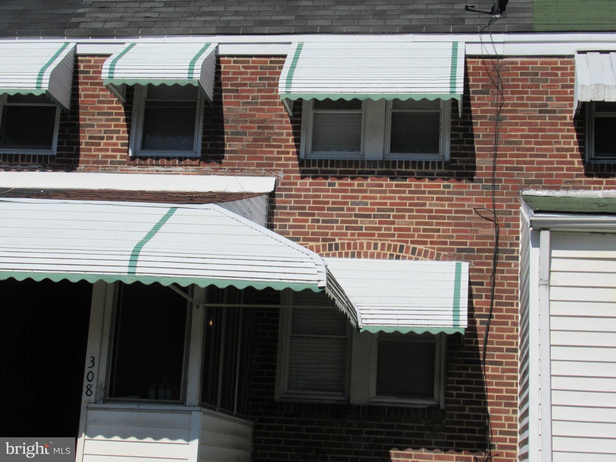 308 Old Riverside Road Baltimore, MD 21225 - Photo 3 of 9