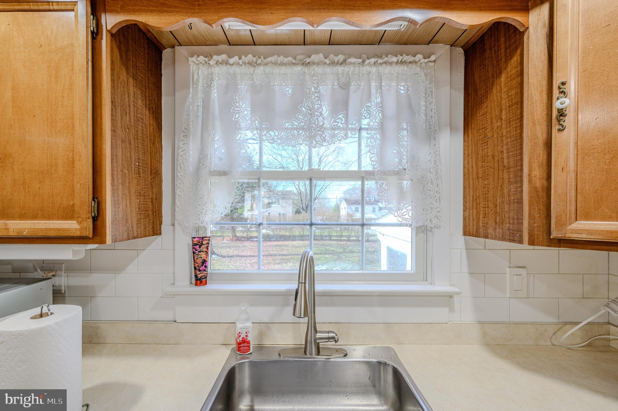1112 Winding Road Lansdale, PA 19446 - Photo 17 of 33 Gallery Image 17