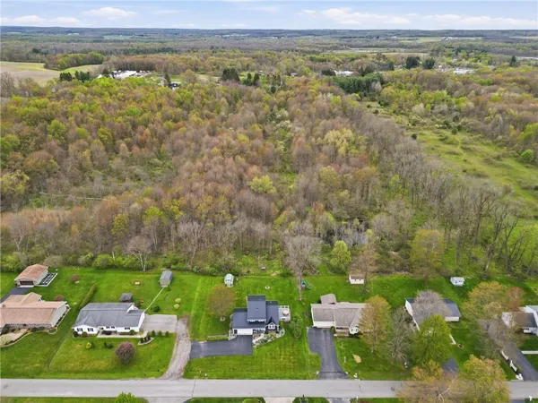 $334,999 | 12641 Hickory Drive, Conneaut Lake, PA 16316