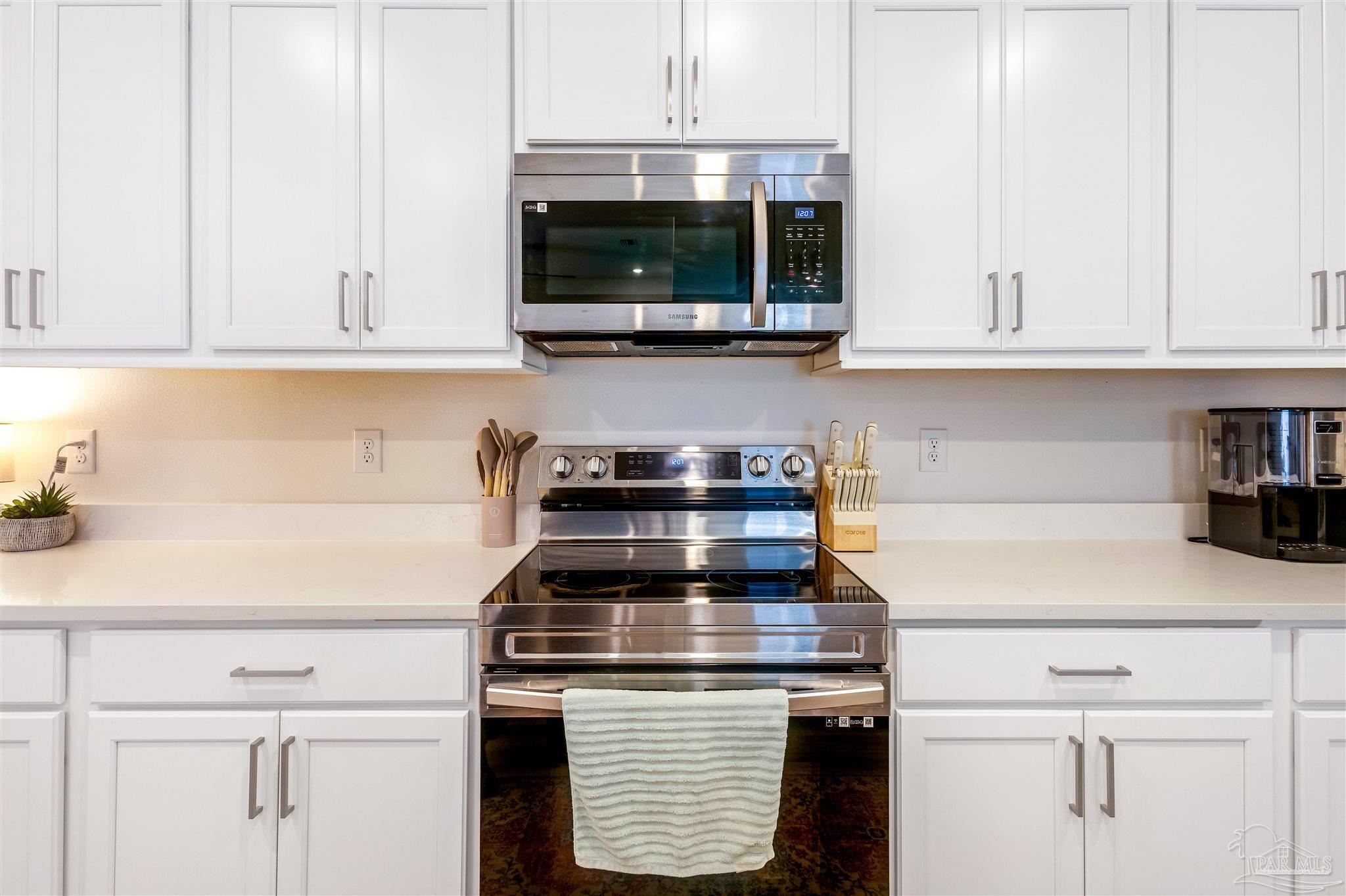 5396 Cornwall Drive Milton, FL 32583 - Photo 7 of 50