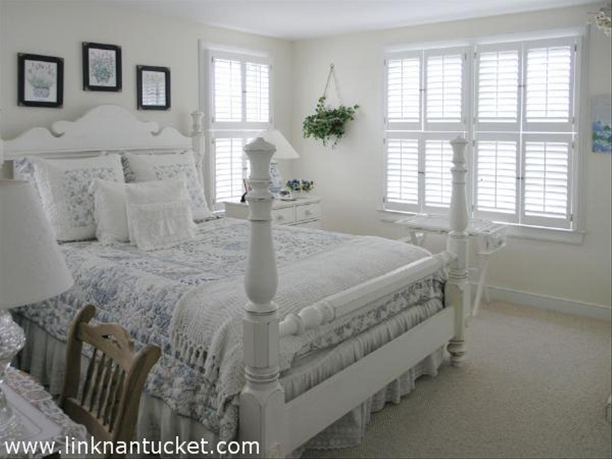 28 Cato Lane Nantucket, MA 02554 - Photo 10 of 13 Gallery Image 10