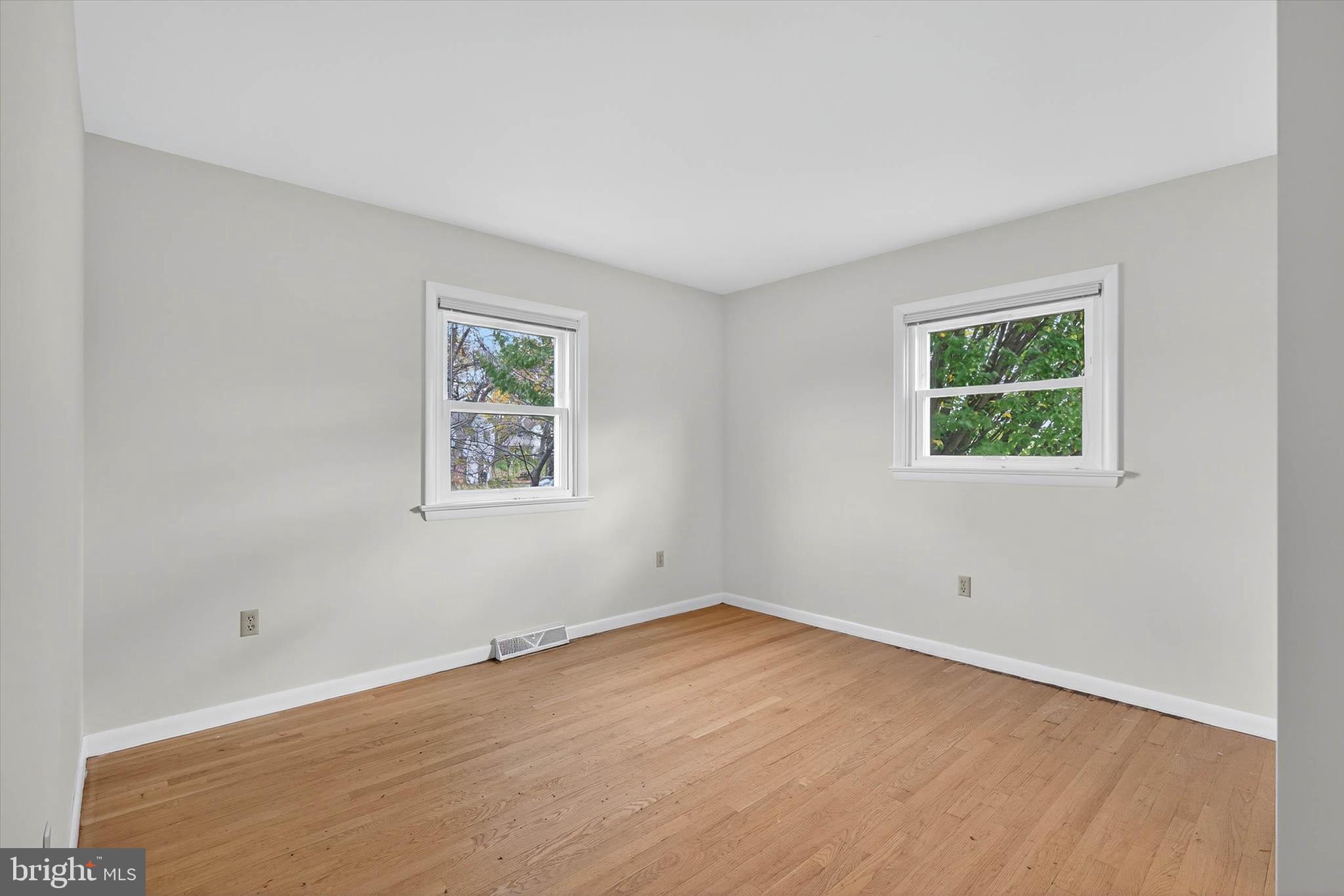 444 Biscayne Road Lancaster, PA 17601 - Photo 24 of 57 an empty room with a window