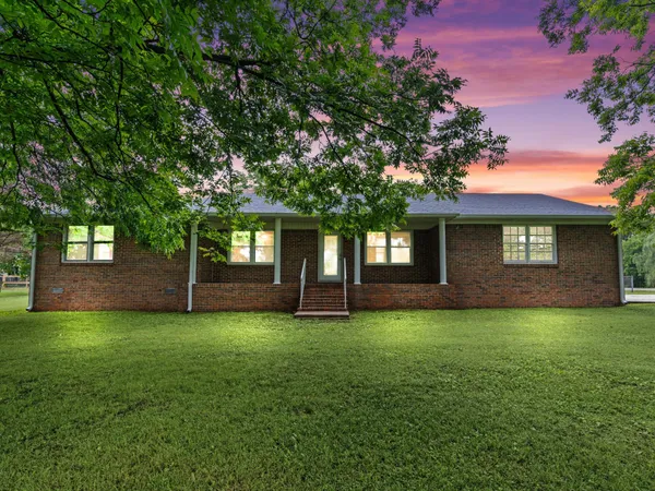 $310,000 | 16 Patrick Road, Fayetteville, TN 37334