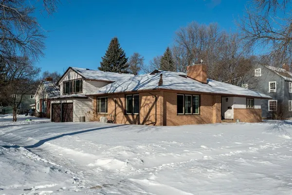 $259,000 | 624 10th Street Southwest, Willmar, MN 56201