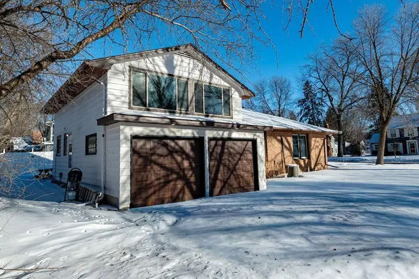 $259,000 | 624 10th Street Southwest, Willmar, MN 56201