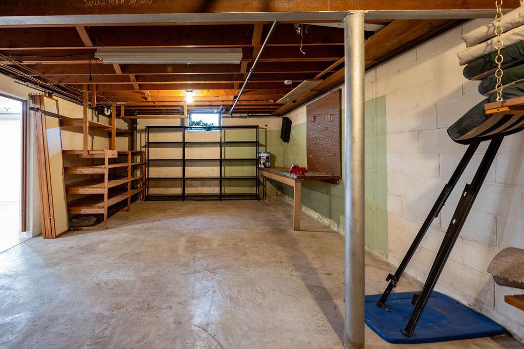 624 10th Street Southwest Willmar, MN 56201 - Photo 38 of 49