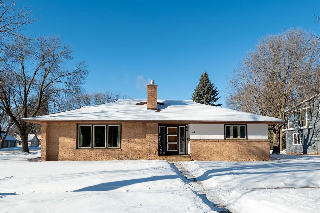 624 10th Street Southwest Willmar, MN 56201 - Photo 5 of 49