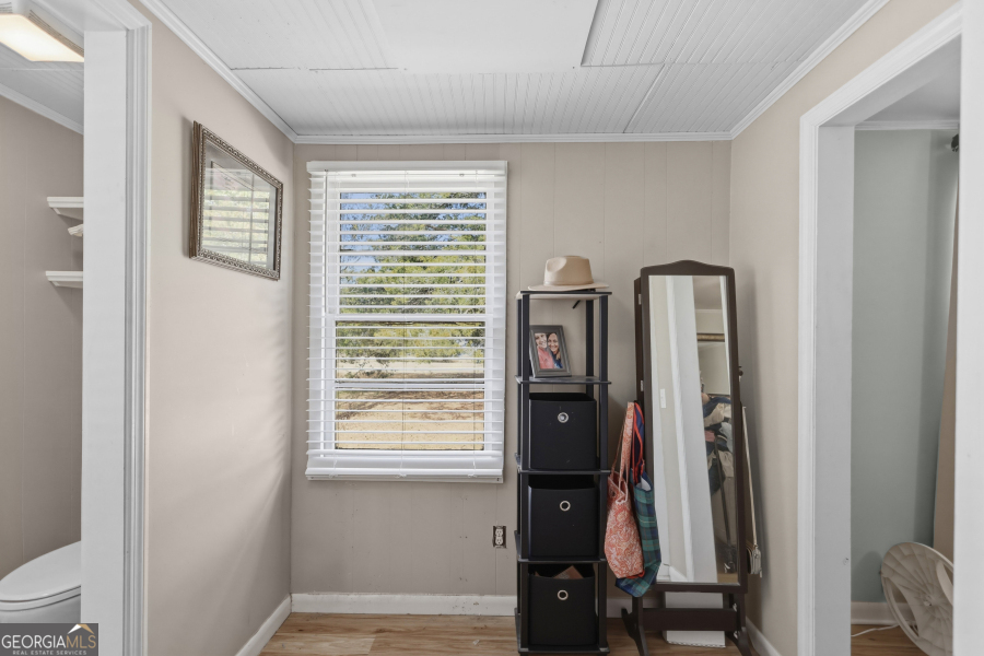 120 Carter Street Jesup, GA 31545 - Photo 14 of 27 a view of a room with gym equipment