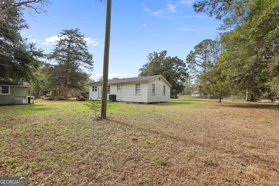 120 Carter Street Jesup, GA 31545 - Photo 26 of 27 a house view with backyard space
