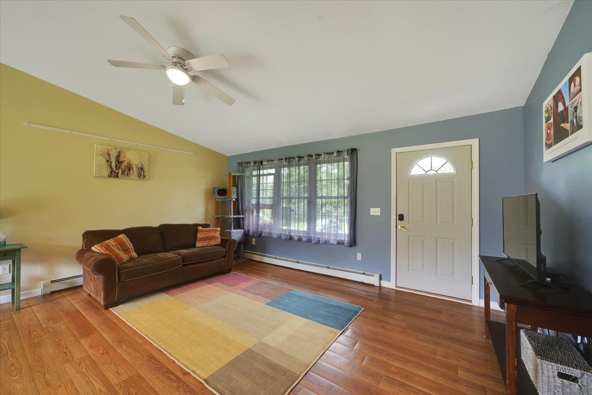 184 Meade Road Fairfax, VT 05454 - Photo 4 of 40