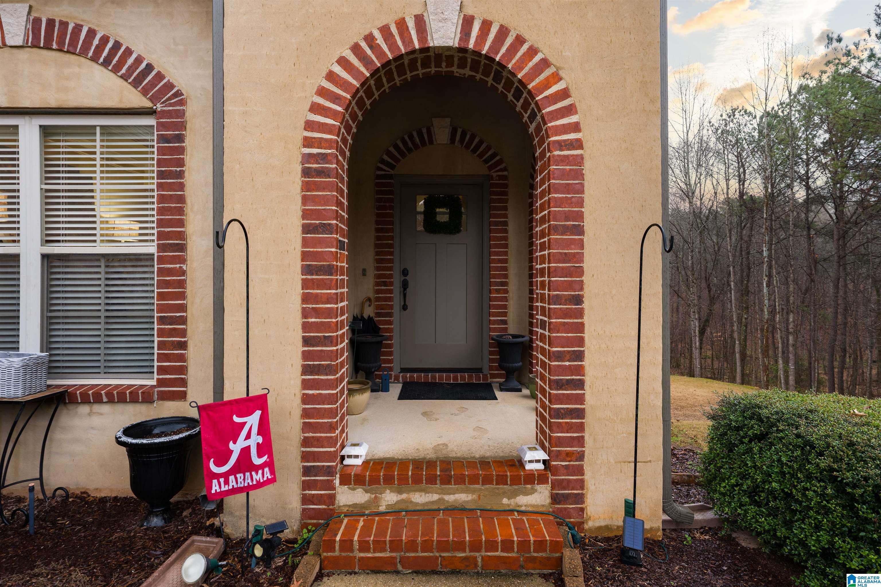 1127 Weybridge Way Pelham, AL 35124 - Photo 4 of 40