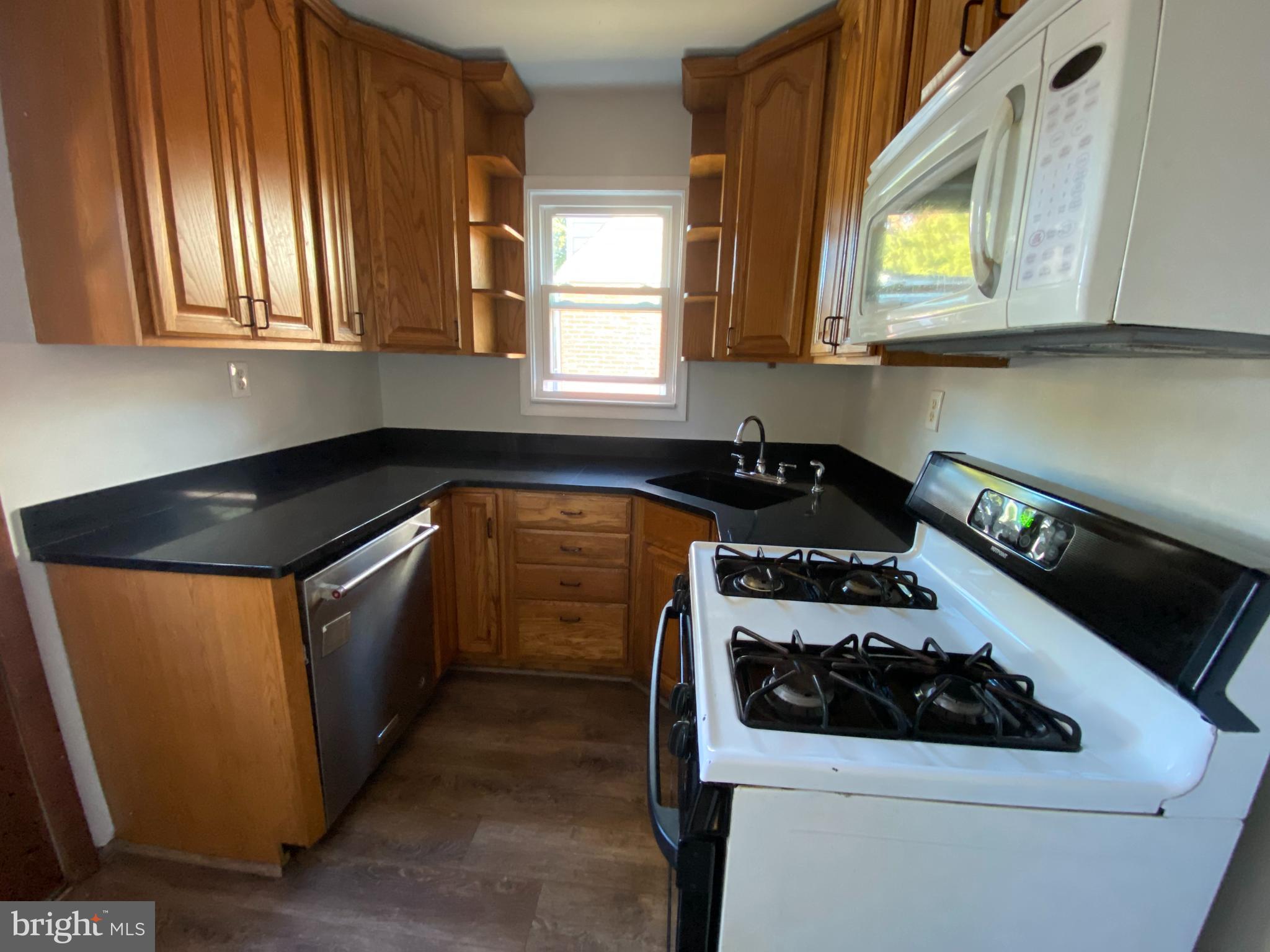 5310 Taylor Road Hyattsville, MD 20781 - Photo 5 of 37 Gallery Image 5