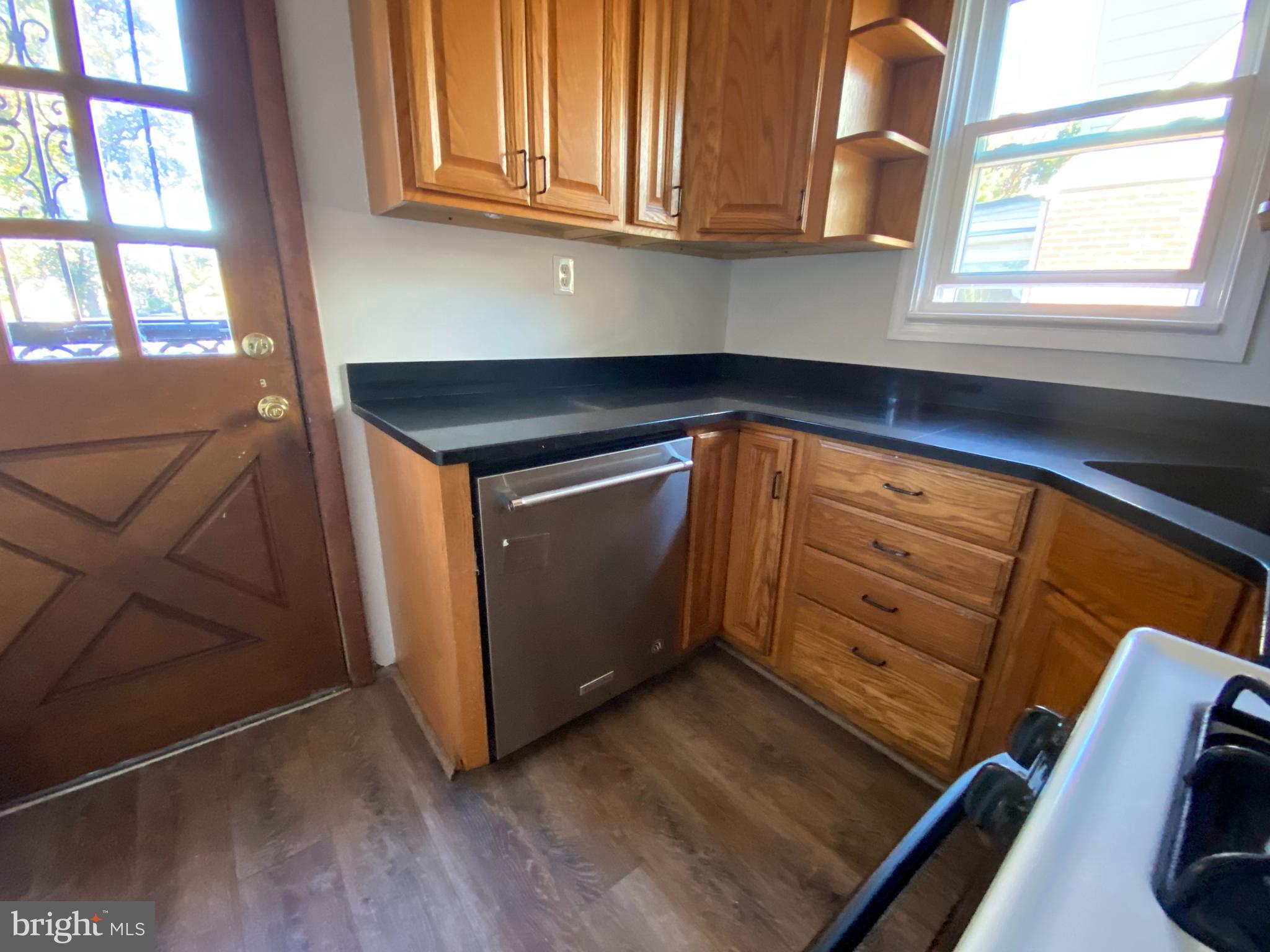 5310 Taylor Road Hyattsville, MD 20781 - Photo 8 of 37 Gallery Image 8