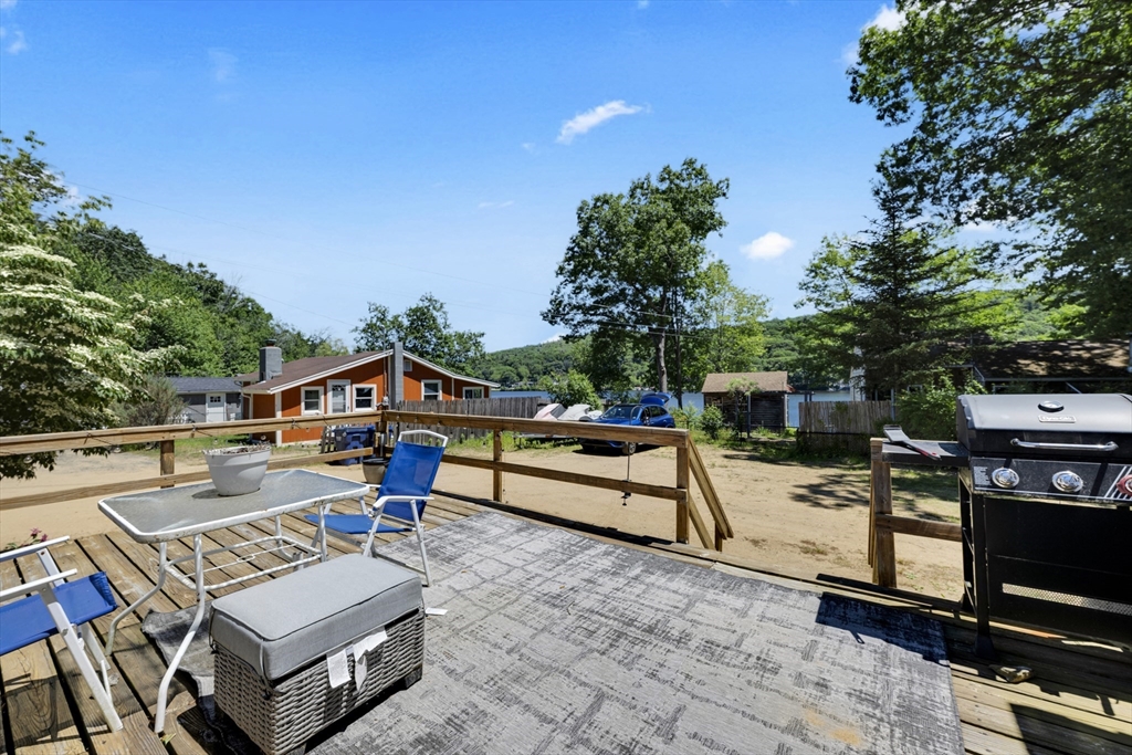 6 Roberts Park Road Holland, MA 01521 - Photo 14 of 17
