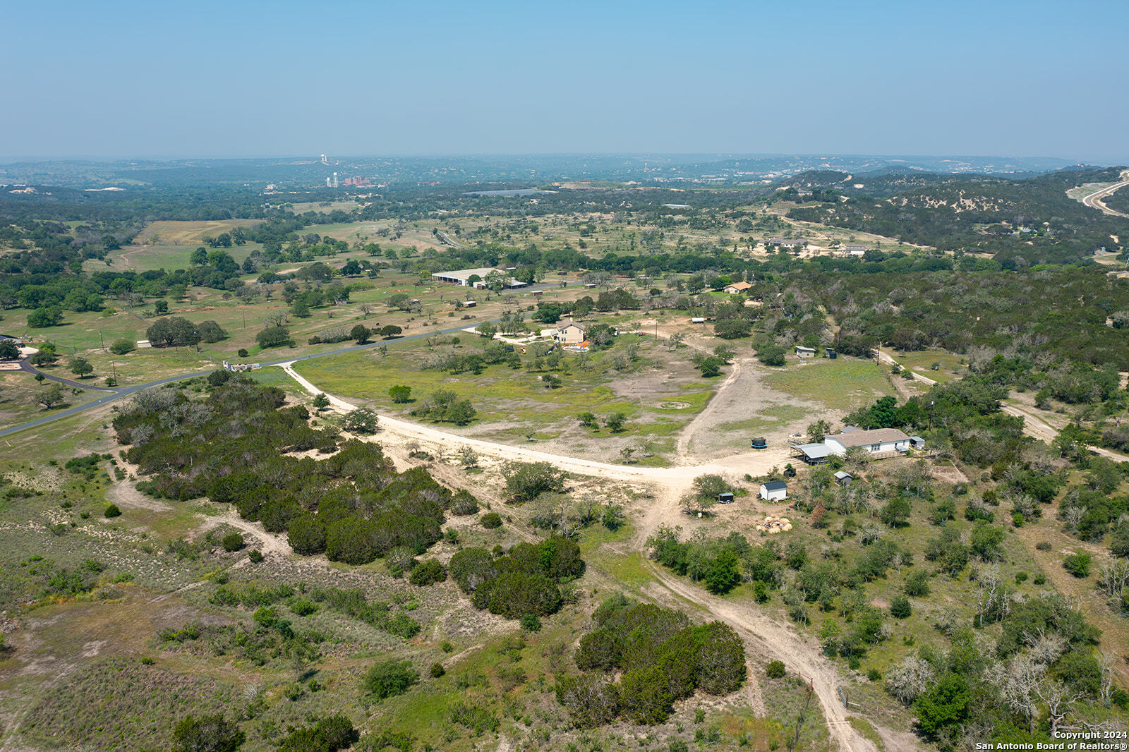 140 Twin Springs Road North Kerrville, TX 78028 - Photo 32 of 47 a view of city and mountain