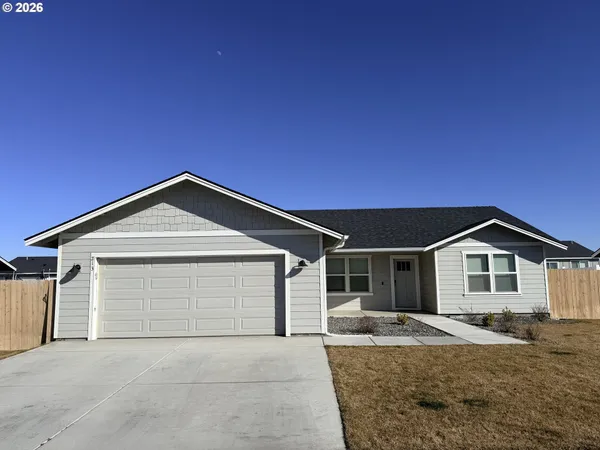 $319,999 | 213 River Ridge Drive, Boardman, OR 97818