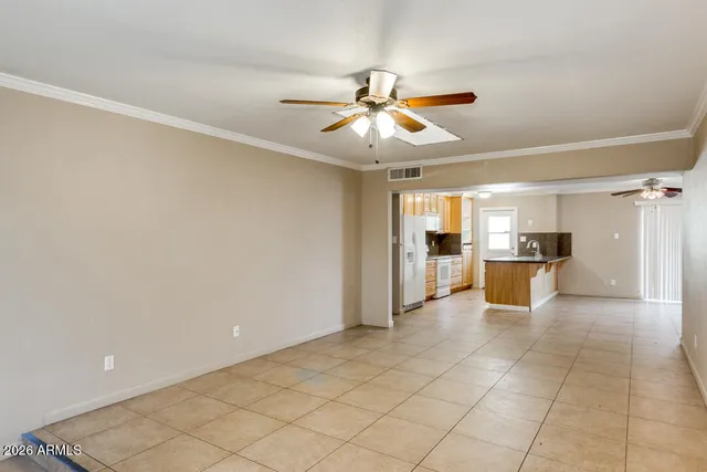 $3,200 | 211 East Geneva Drive, Tempe, AZ 85282