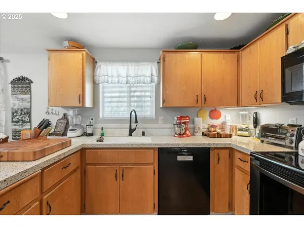 $358,000 | 17311 Southeast 15th Way, Vancouver, WA 98683