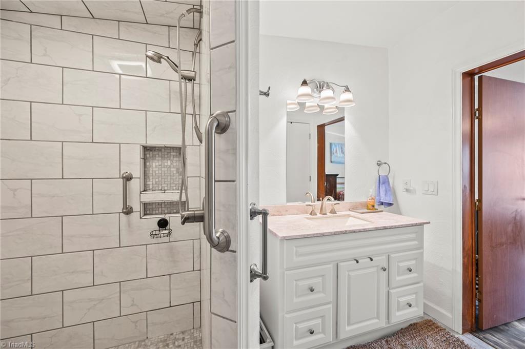 1037 Hendrix Drive Boonville, NC 27011 - Photo 22 of 48