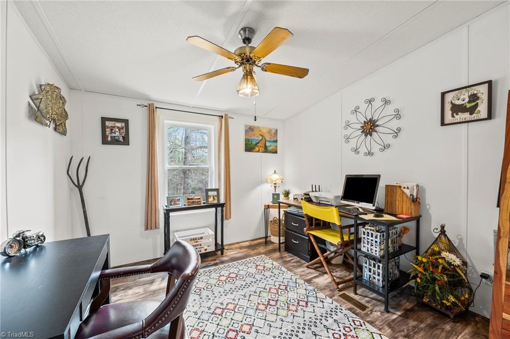 1037 Hendrix Drive Boonville, NC 27011 - Photo 27 of 48