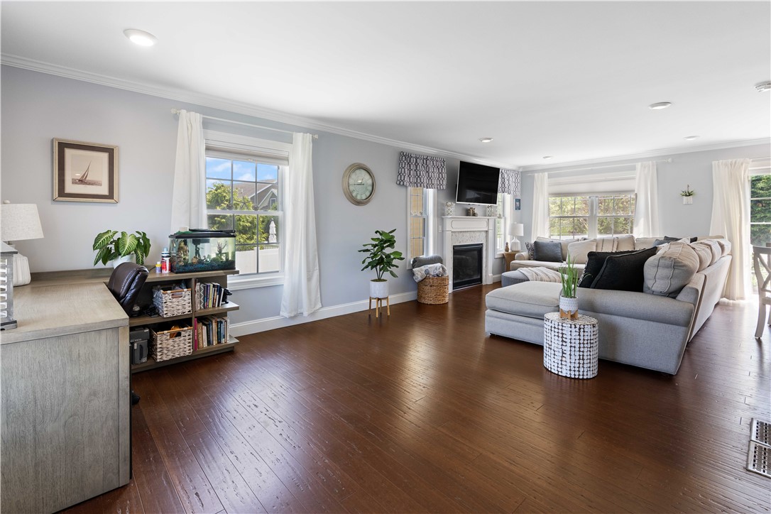 55 Sloop Drive Portsmouth, RI 02871 - Photo 9 of 30