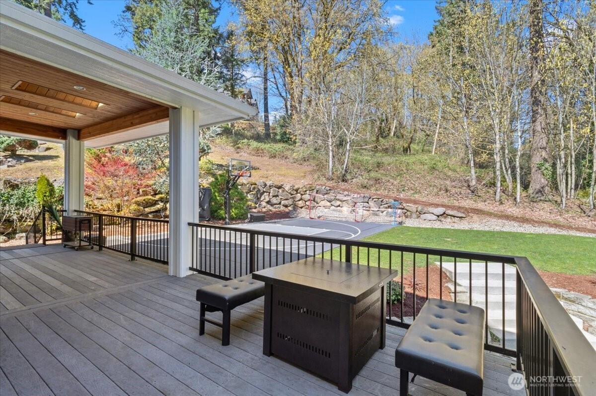1931 Northwest 7th Avenue Camas, WA 98607 - Photo 37 of 40 a view of a two chairs in the deck