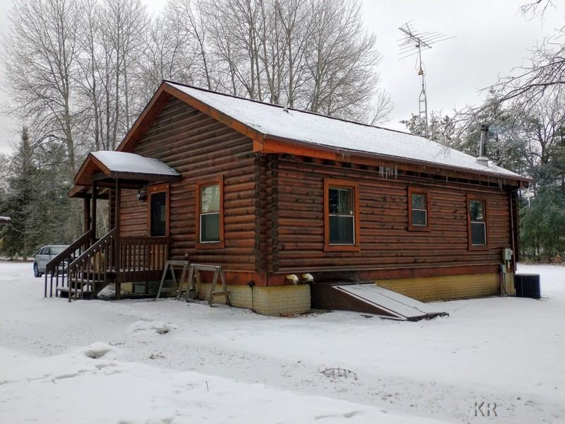 635 East Pierce Road Harrison, MI 48625 - Photo 2 of 49