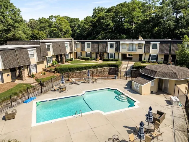 $215,000 | 6404 Park Avenue, Unit D4, Atlanta, GA 30342