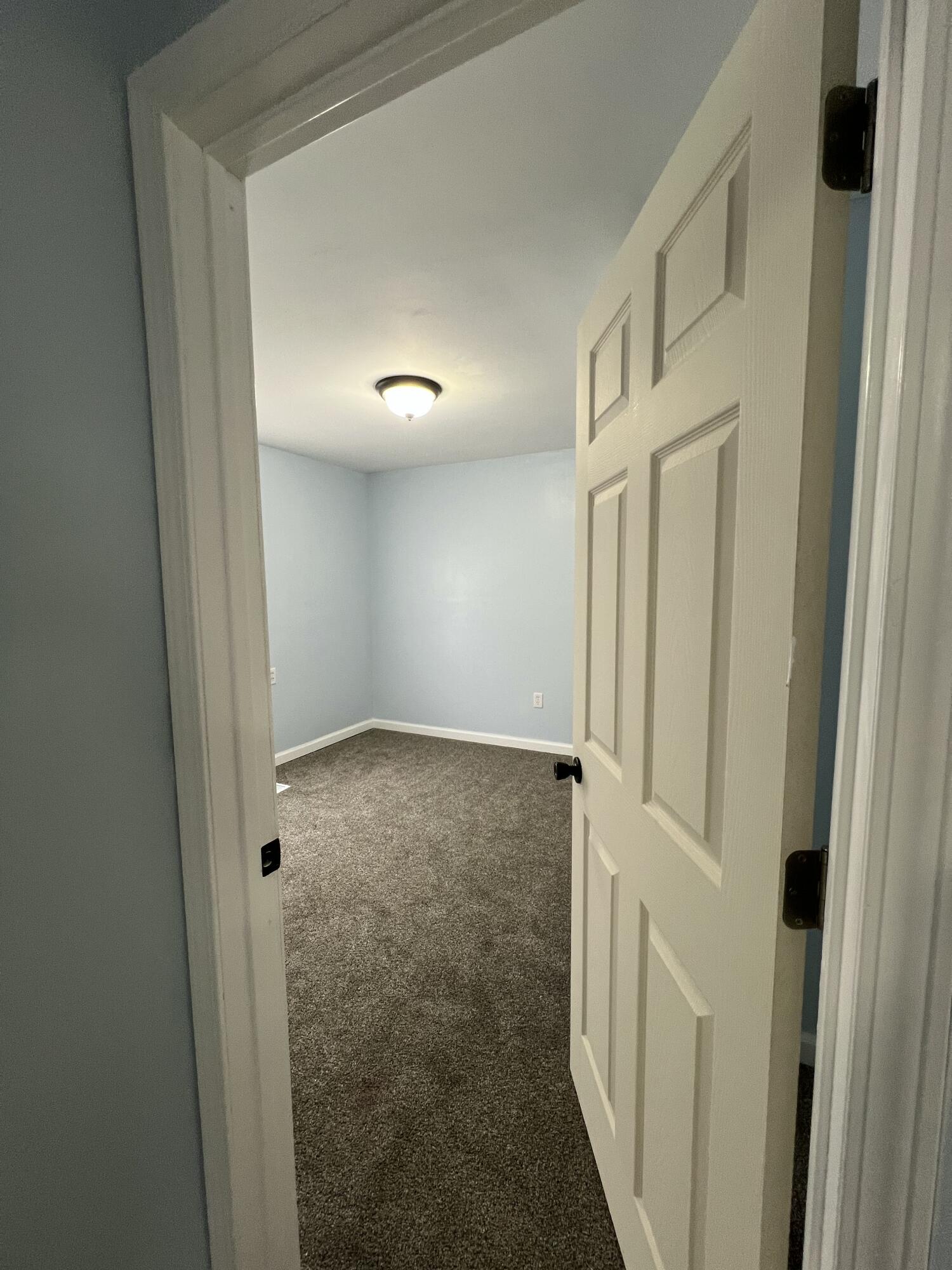 1916 Delaware Avenue Springfield, OH 45506 - Photo 13 of 17