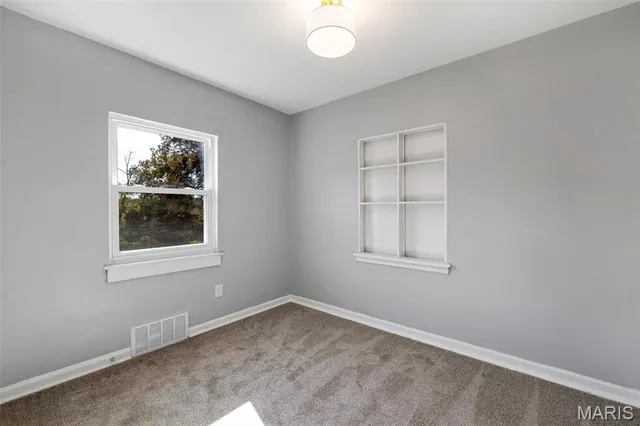 $185,000 | 1243 Fairview Avenue, St. Louis, MO 63130