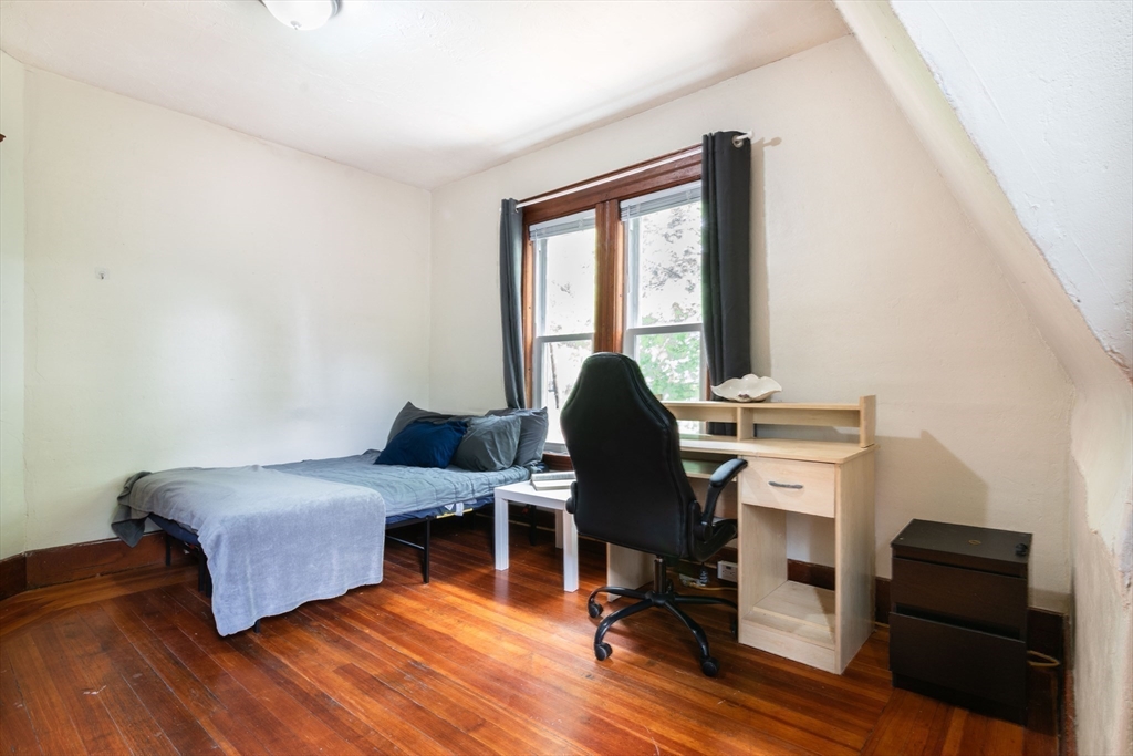 4 Hackfeld Road Worcester, MA 01609 - Photo 24 of 37