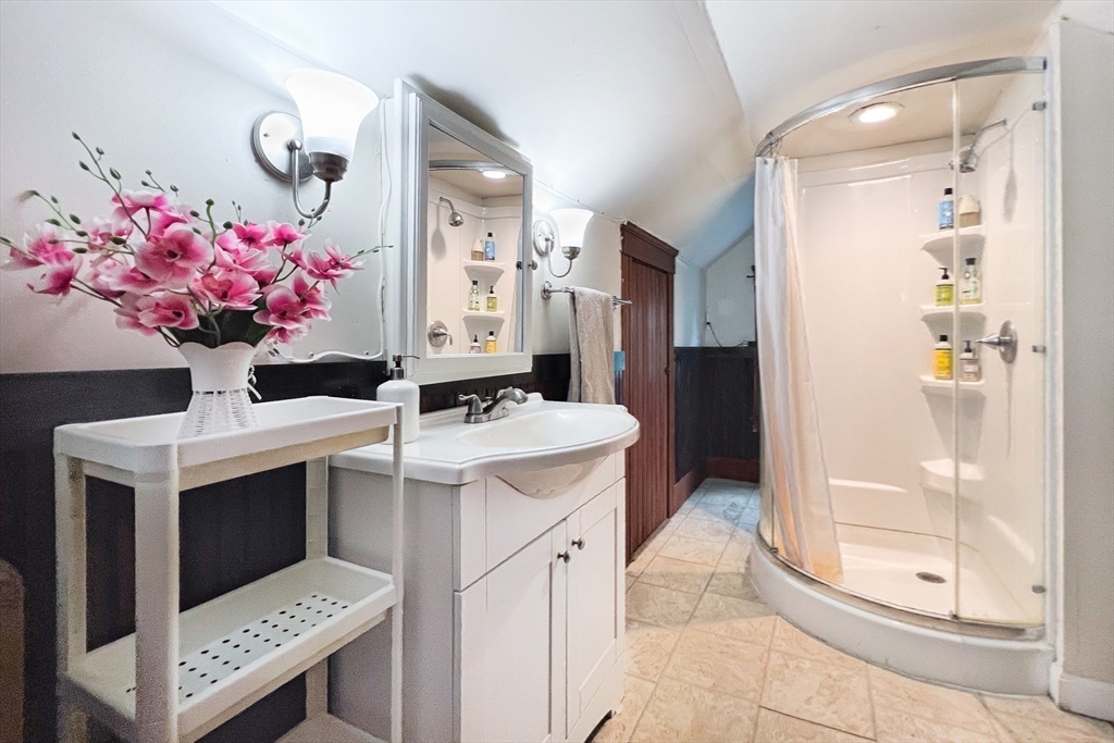 4 Hackfeld Road Worcester, MA 01609 - Photo 31 of 37