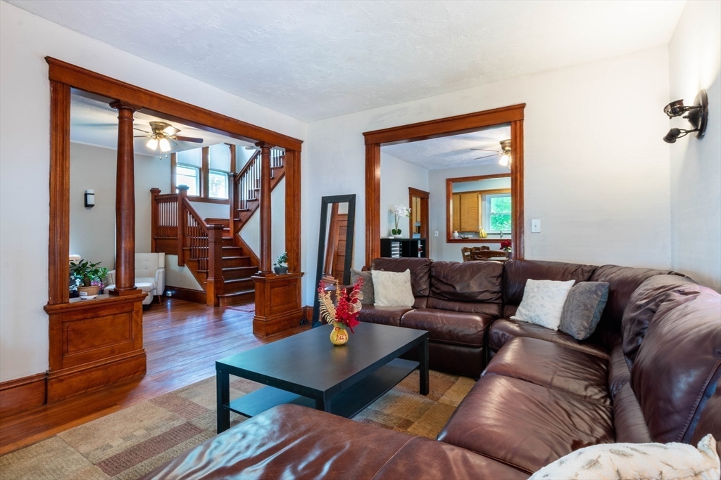 4 Hackfeld Road Worcester, MA 01609 - Photo 4 of 37