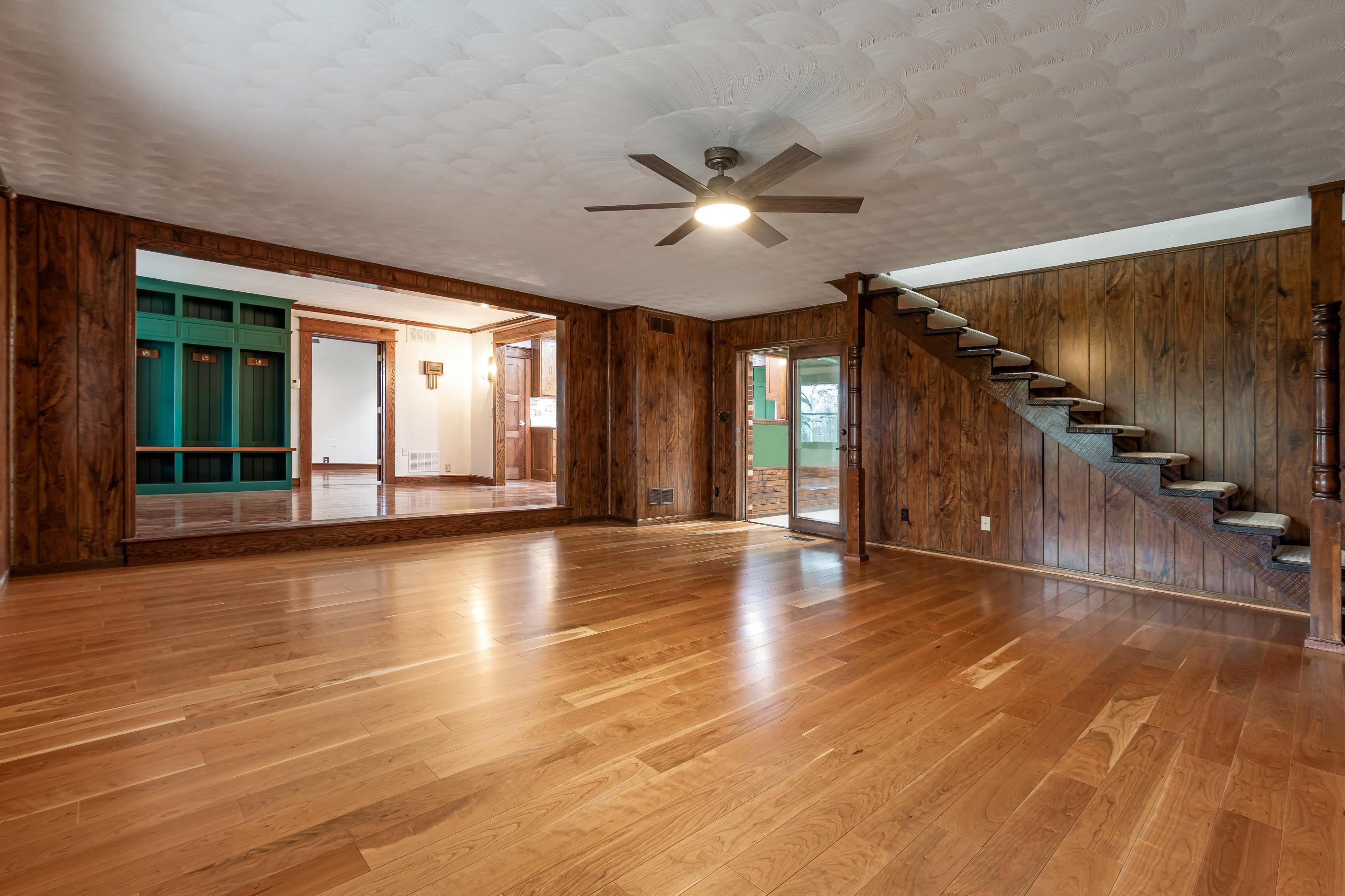 3229 Nolan Road Zanesville, OH 43701 - Photo 7 of 53 3229 Nolan-living room 2