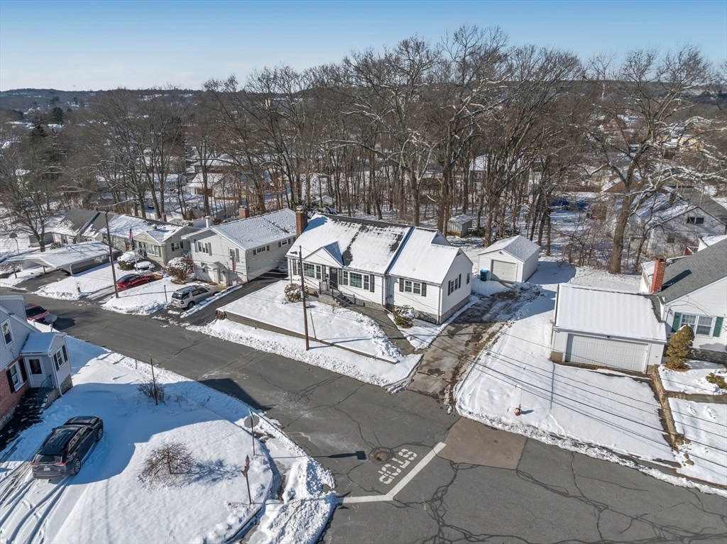 4 Hancock Street Shrewsbury, MA 01545 - Photo 4 of 33 a view of a terrace
