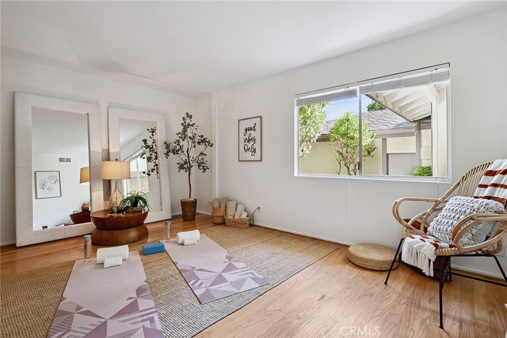 4241 Kingfisher Road Calabasas, CA 91302 - Photo 14 of 31