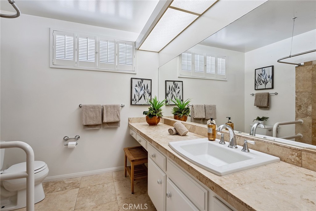 4241 Kingfisher Road Calabasas, CA 91302 - Photo 20 of 31