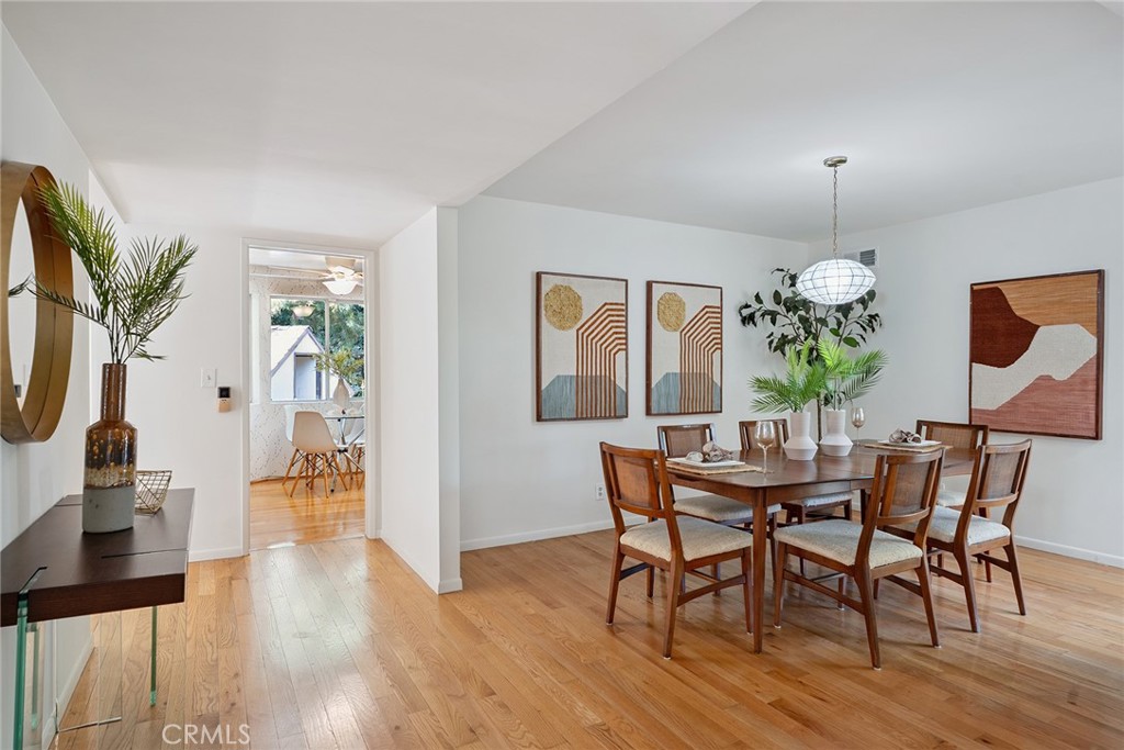 4241 Kingfisher Road Calabasas, CA 91302 - Photo 6 of 31