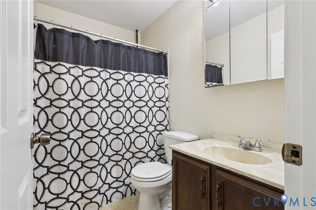 655 Holly Corner Road Fredericksburg, VA 22406 - Photo 18 of 38