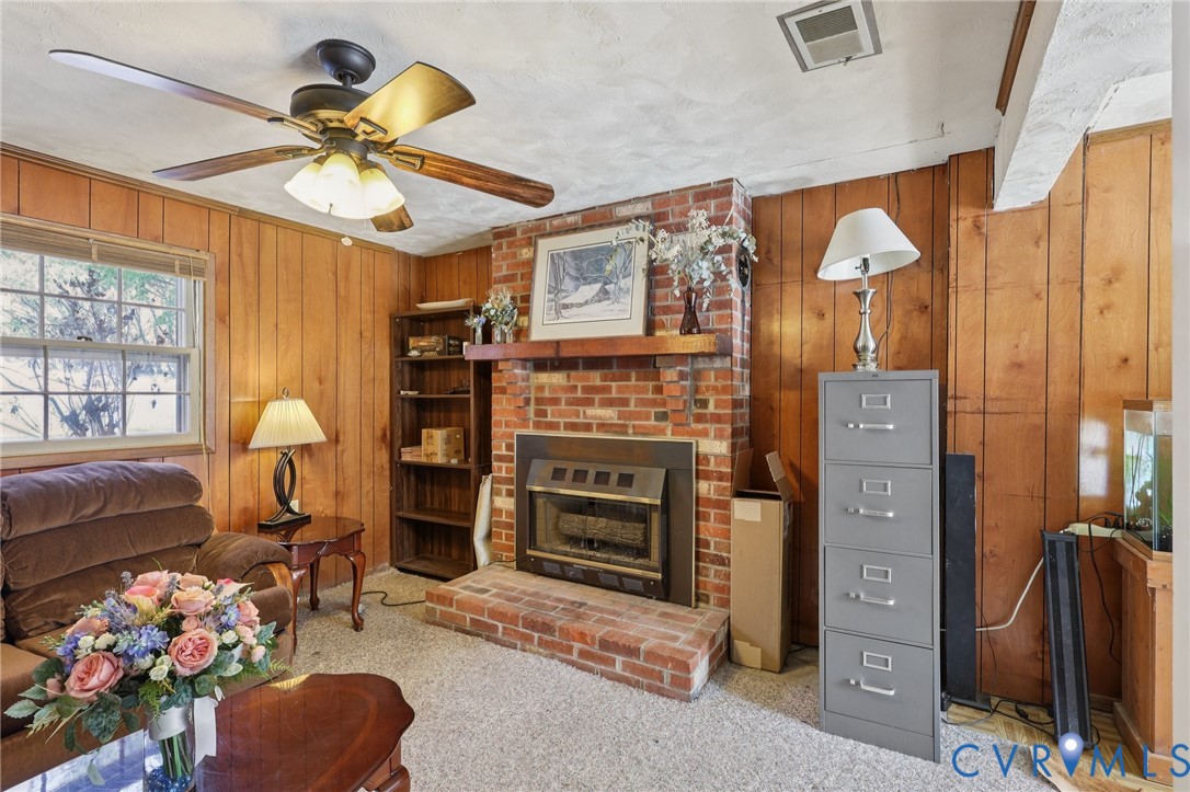 655 Holly Corner Road Fredericksburg, VA 22406 - Photo 23 of 38