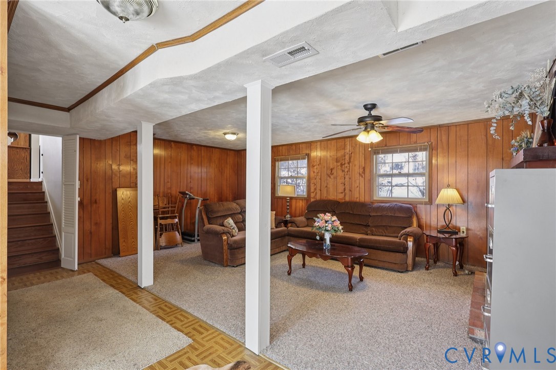 655 Holly Corner Road Fredericksburg, VA 22406 - Photo 27 of 38