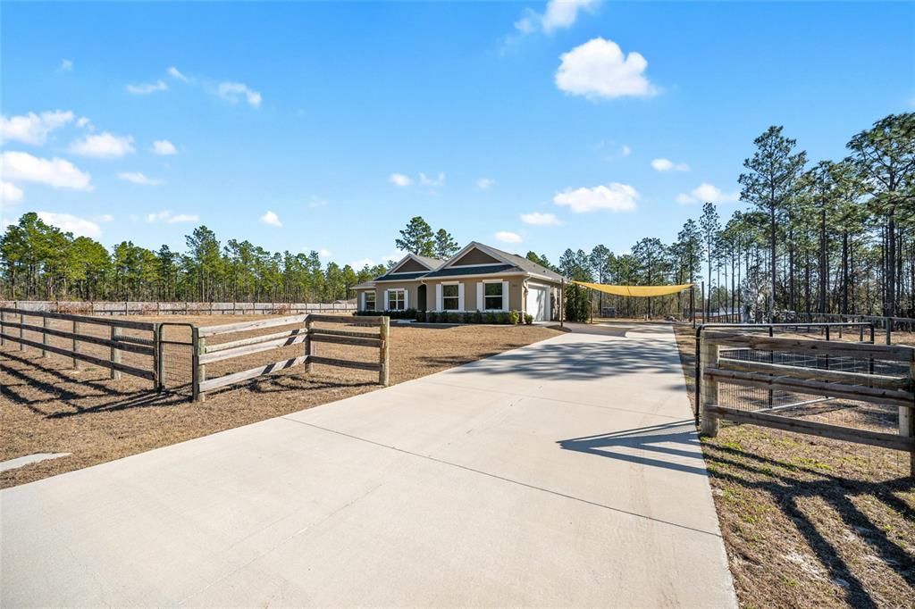 8855 Southwest 129th Terrace Road Dunnellon, FL 34432 - Photo 53 of 63