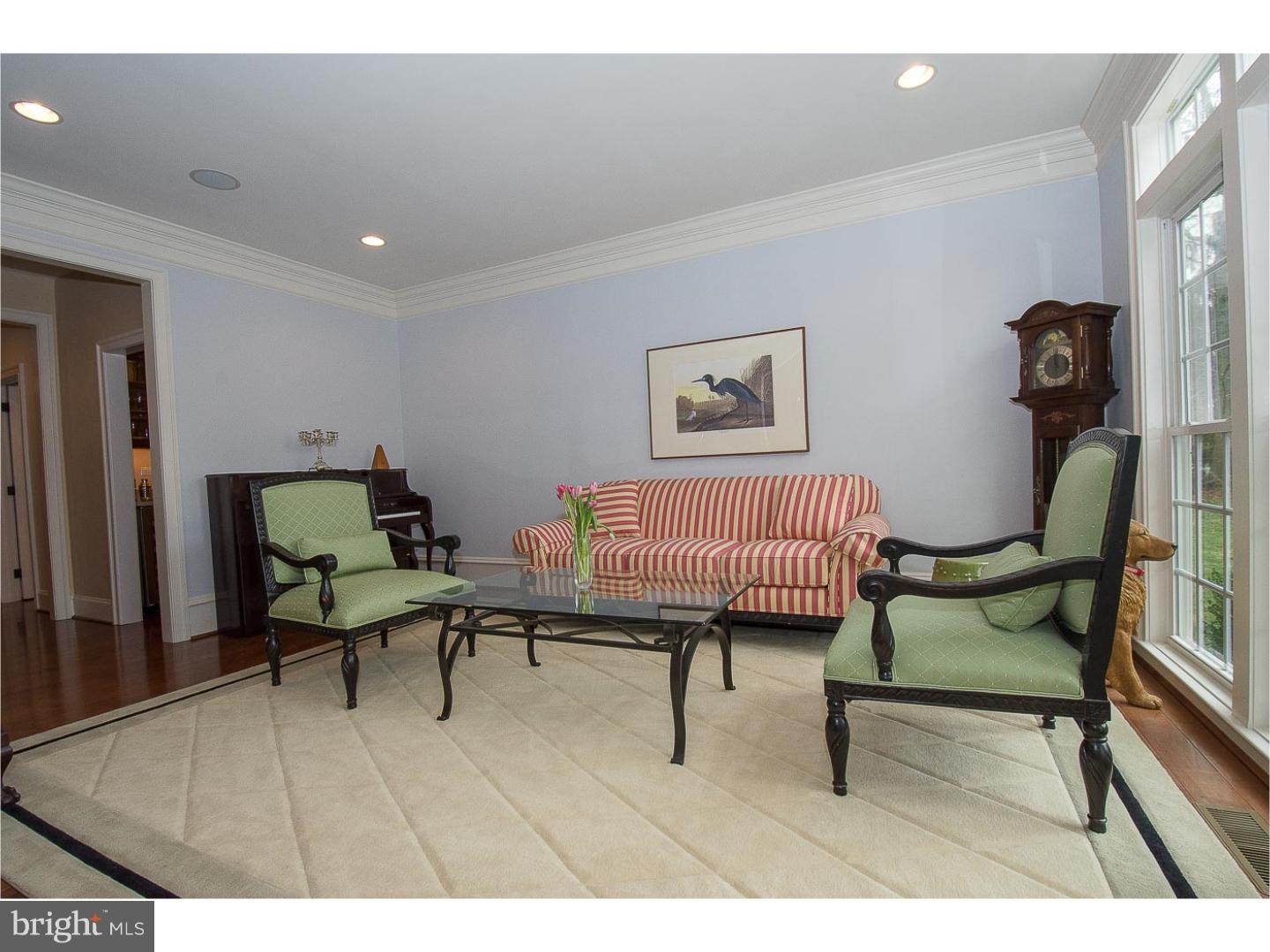 331 Abbey Road Berwyn, PA 19312 - Photo 3 of 25 Living Room